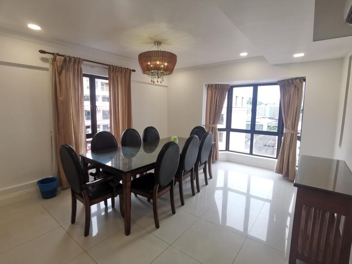Apartamento de 362 m² en Distrito Central de Negocios, con 3 habitación Kota Kinabalu Exterior foto