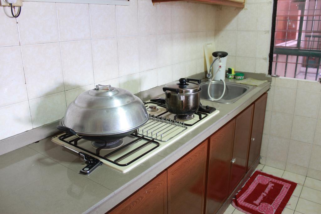 Apartamento de 362 m² en Distrito Central de Negocios, con 3 habitación Kota Kinabalu Exterior foto