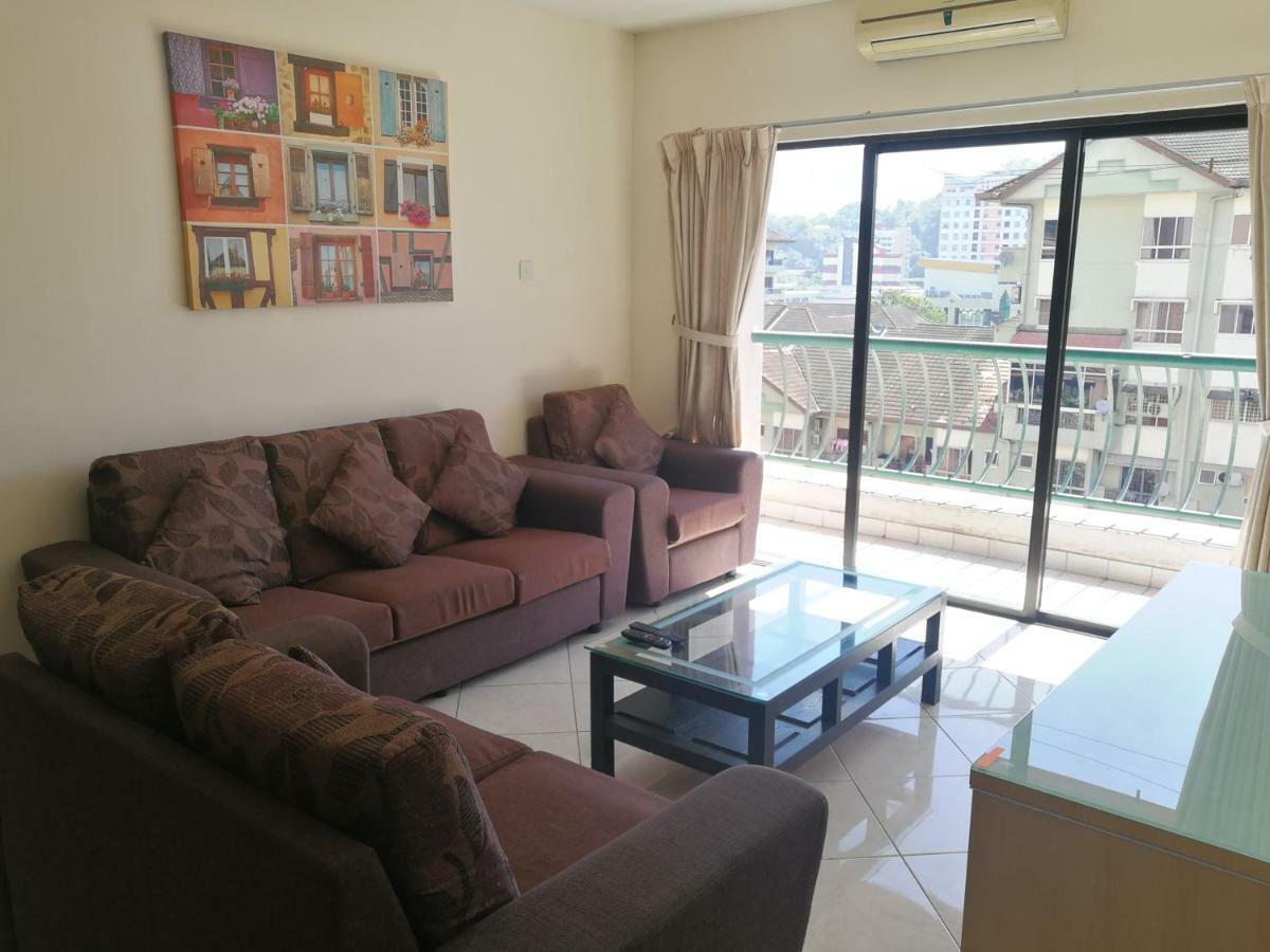 Apartamento de 362 m² en Distrito Central de Negocios, con 3 habitación Kota Kinabalu Exterior foto