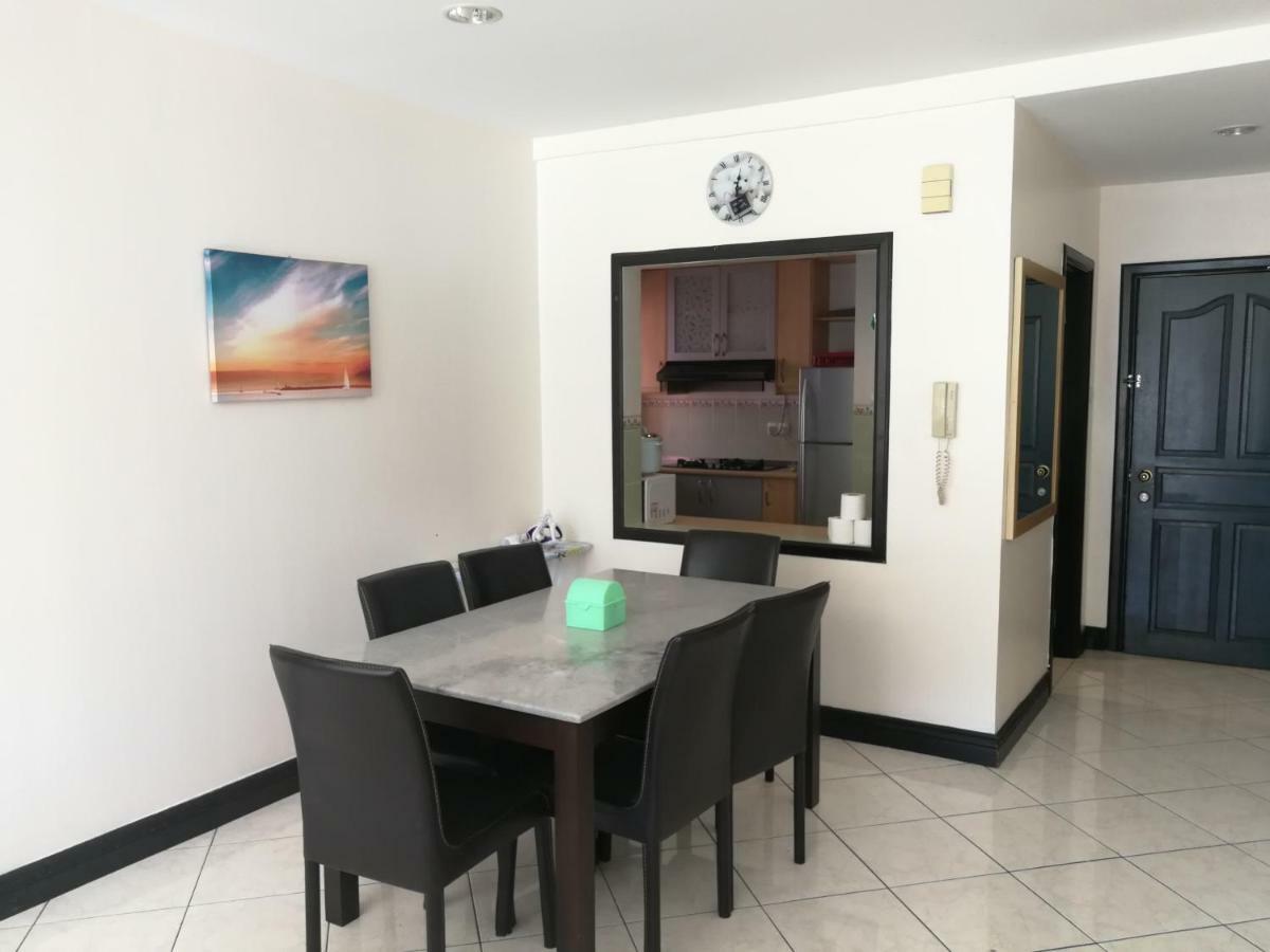 Apartamento de 362 m² en Distrito Central de Negocios, con 3 habitación Kota Kinabalu Exterior foto