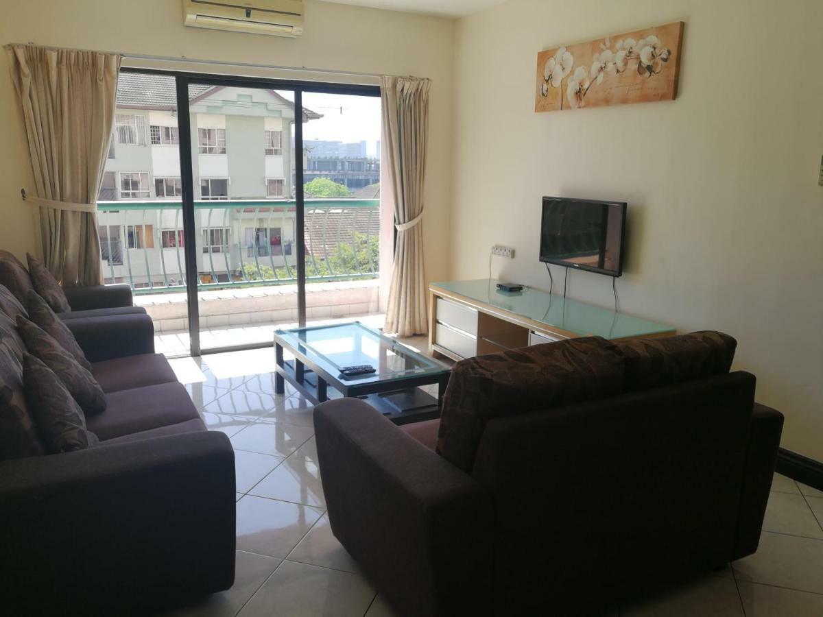 Apartamento de 362 m² en Distrito Central de Negocios, con 3 habitación Kota Kinabalu Exterior foto