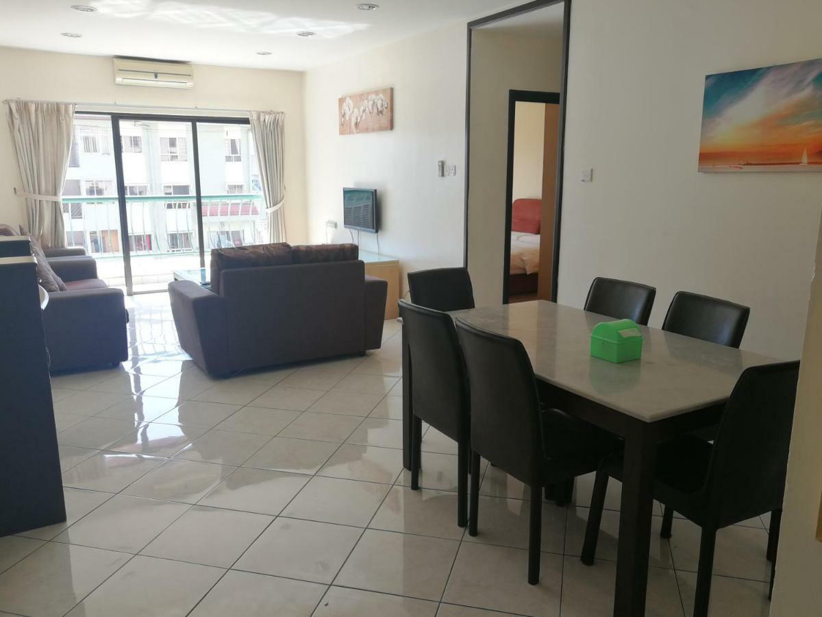 Apartamento de 362 m² en Distrito Central de Negocios, con 3 habitación Kota Kinabalu Exterior foto
