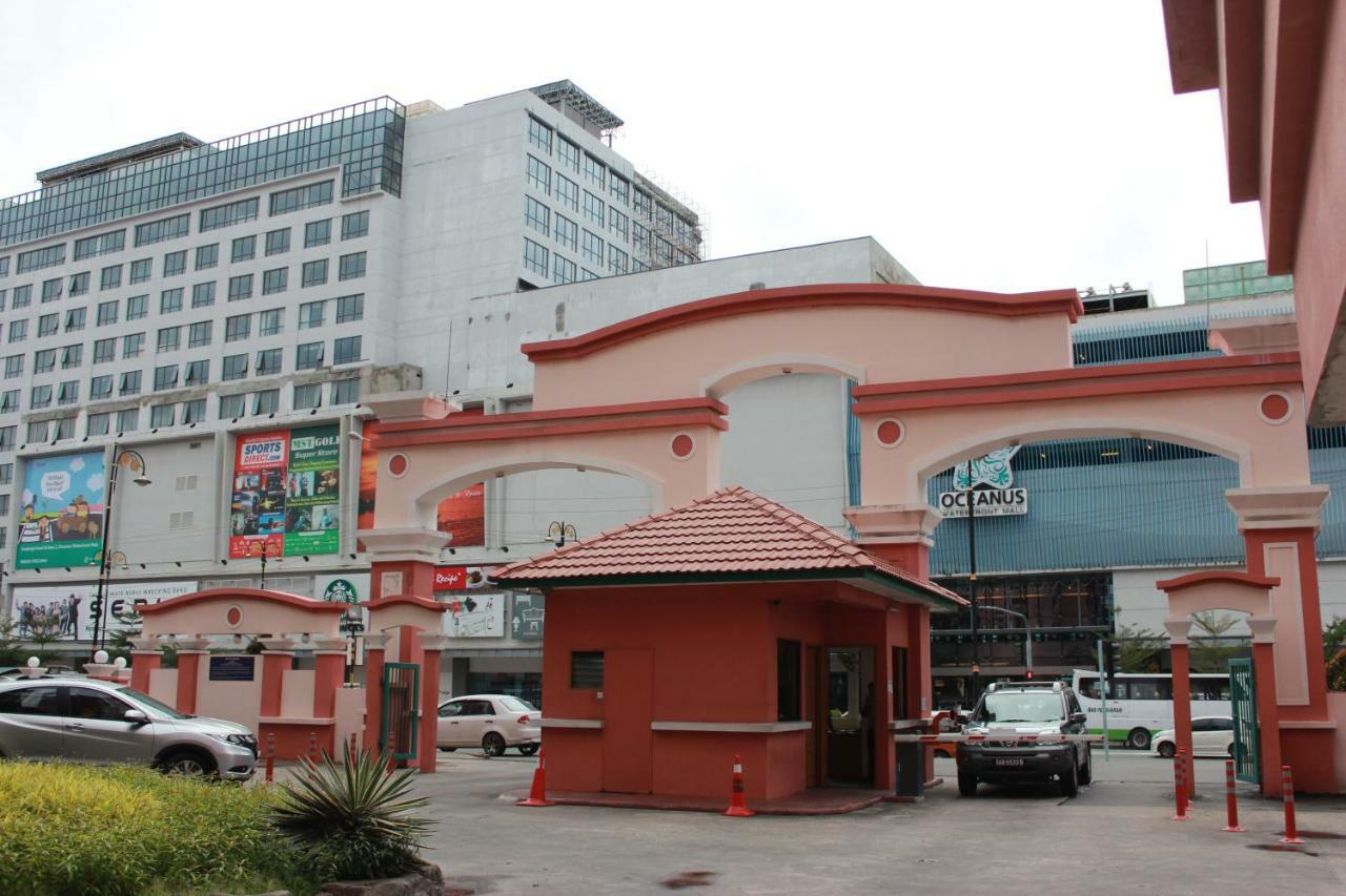Apartamento de 362 m² en Distrito Central de Negocios, con 3 habitación Kota Kinabalu Exterior foto